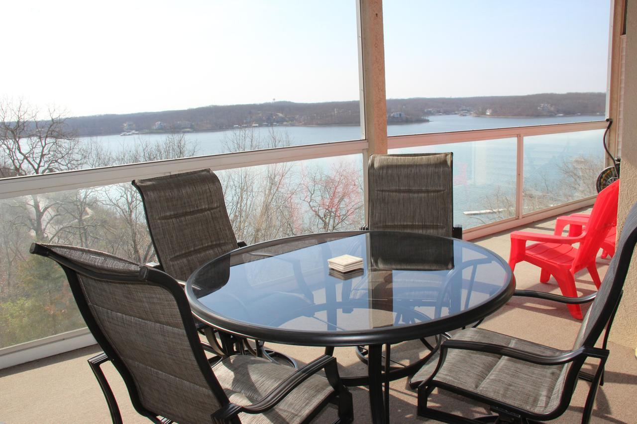 Lake Ozarks Get Away Exterior photo